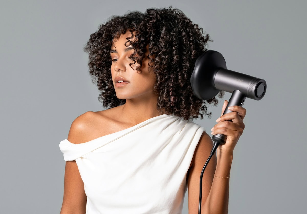 Effortless Wet Wavy Hair For Moms: Essential Styling Tips And Best Products For Curly Hair 14 Daily Mom, Magazine For Families