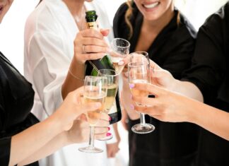 Mother’s Day Guide to Brunch: The Best Alcoholic Drinks For Ladies & Tasty Treats for Her to Try daily mom parent portal best alcoholic drinks for ladies