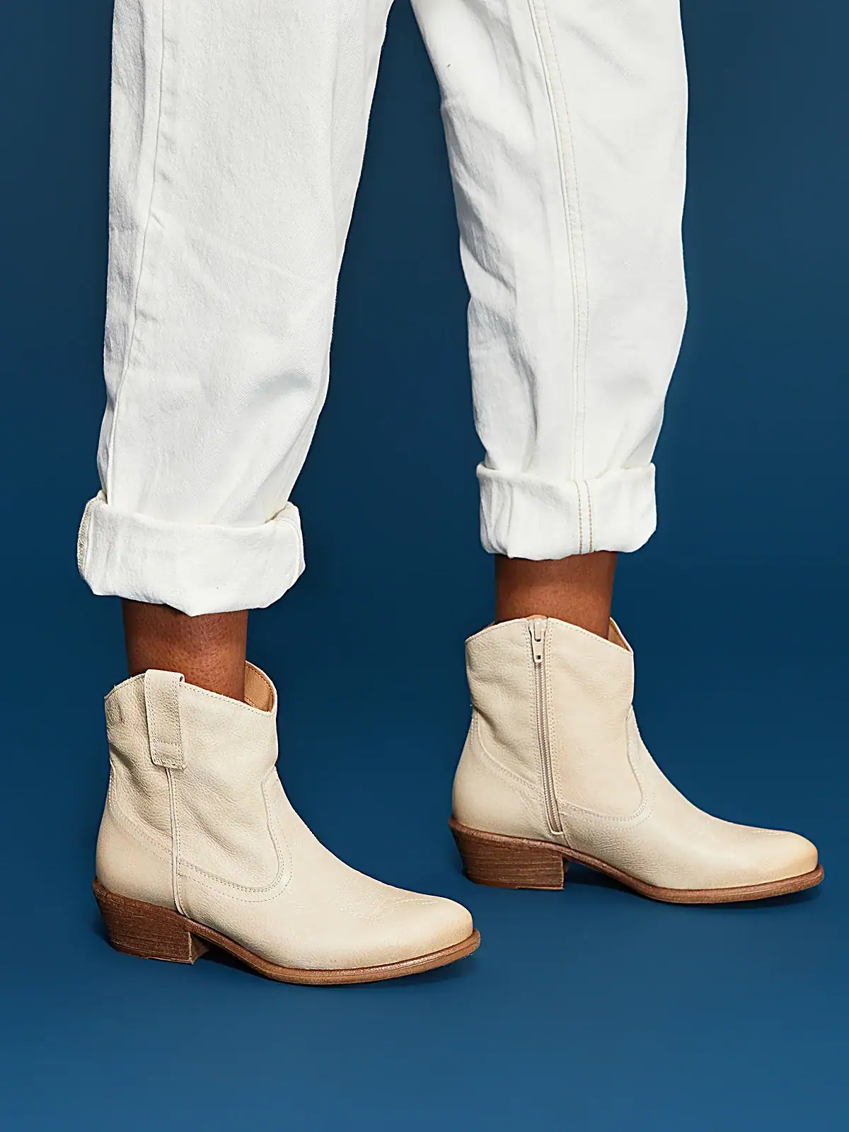 Fashion Trends Autumn 2025: Fall Fashion &Amp; Accessories For The Whole Family— Clothing, Shoes, Handbags &Amp; Chic New Looks 145 Daily Mom, Magazine For Families