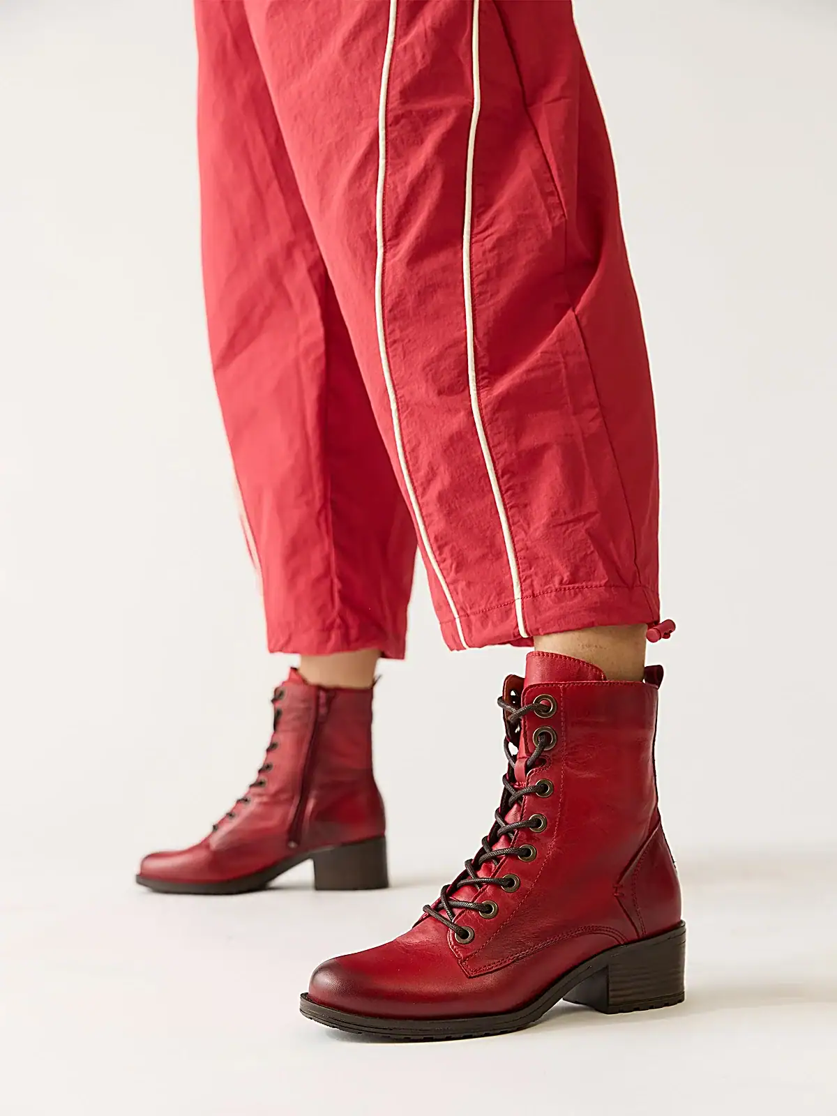 Fashion Trends Autumn 2025: Fall Fashion &Amp; Accessories For The Whole Family— Clothing, Shoes, Handbags &Amp; Chic New Looks 148 Daily Mom, Magazine For Families