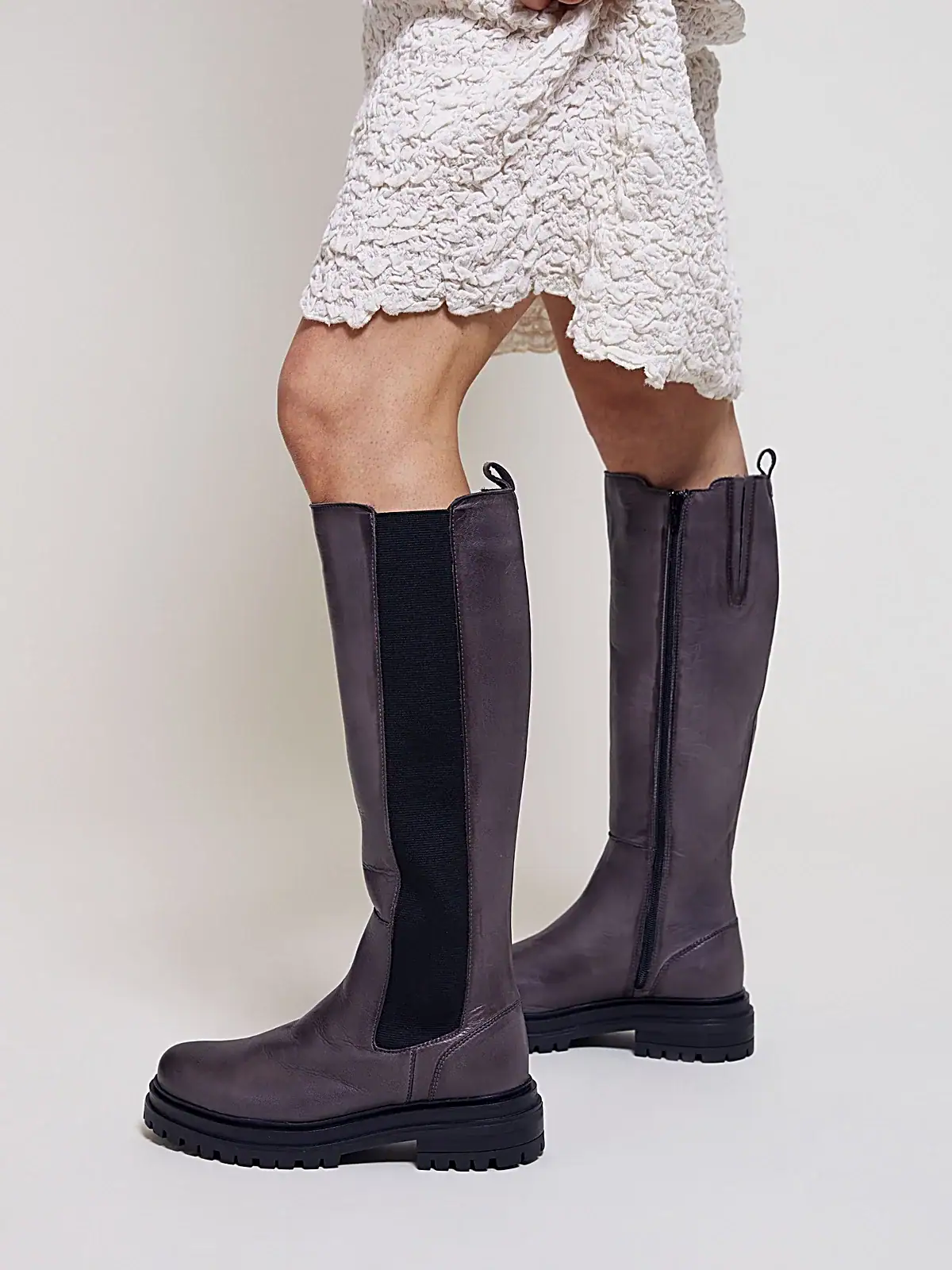 Fashion Trends Autumn 2025: Fall Fashion &Amp; Accessories For The Whole Family— Clothing, Shoes, Handbags &Amp; Chic New Looks 149 Daily Mom, Magazine For Families