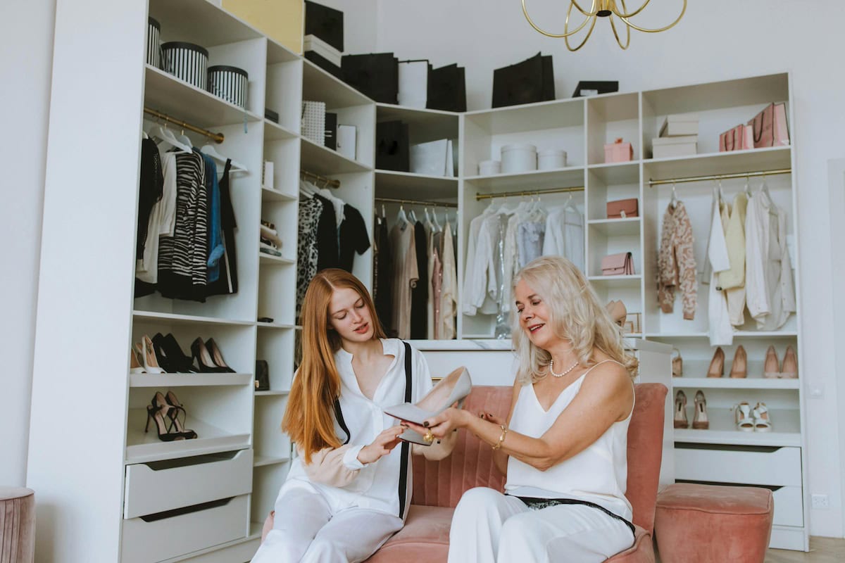 Fall Mom Uniform Ideas: Stylish Outfits &Amp; Clothes For Busy Moms Who Need A Go-To Look This Season 102 Daily Mom, Magazine For Families