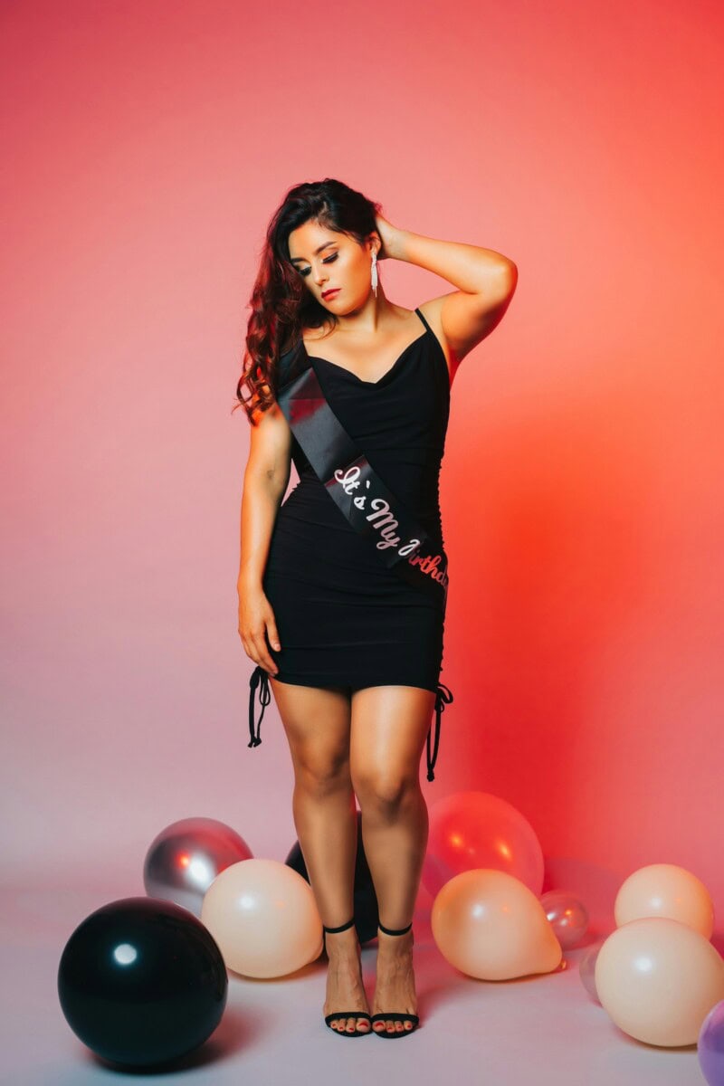Birthday Photoshoots Ideas That Actually Stun: From DIY to Studio-Perfect Shots 21 Daily Mom, Magazine for Families Birthday Photoshoots Ideas That Actually Stun: From Diy To Studio-Perfect Shots 21 Daily Mom, Magazine For Families