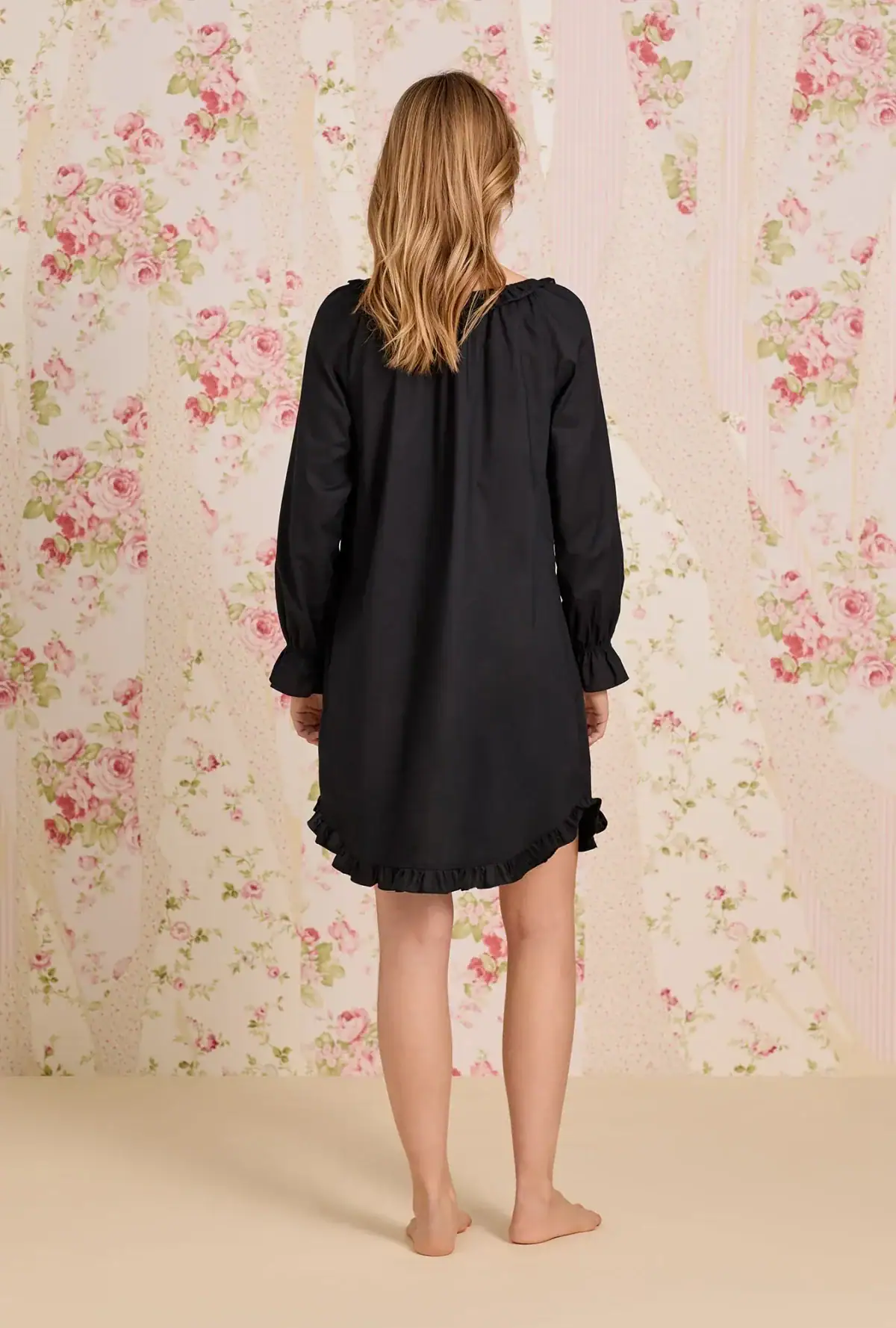 Winter Outfits Ladies Love: Holiday Style Ideas for Women, Men & Kids to Elevate Cold-Weather Fashion Trends 76 Daily Mom, Magazine for Families Winter Outfits Ladies Love: Holiday Style Ideas For Women, Men &Amp; Kids To Elevate Cold-Weather Fashion Trends 64 Daily Mom, Magazine For Families
