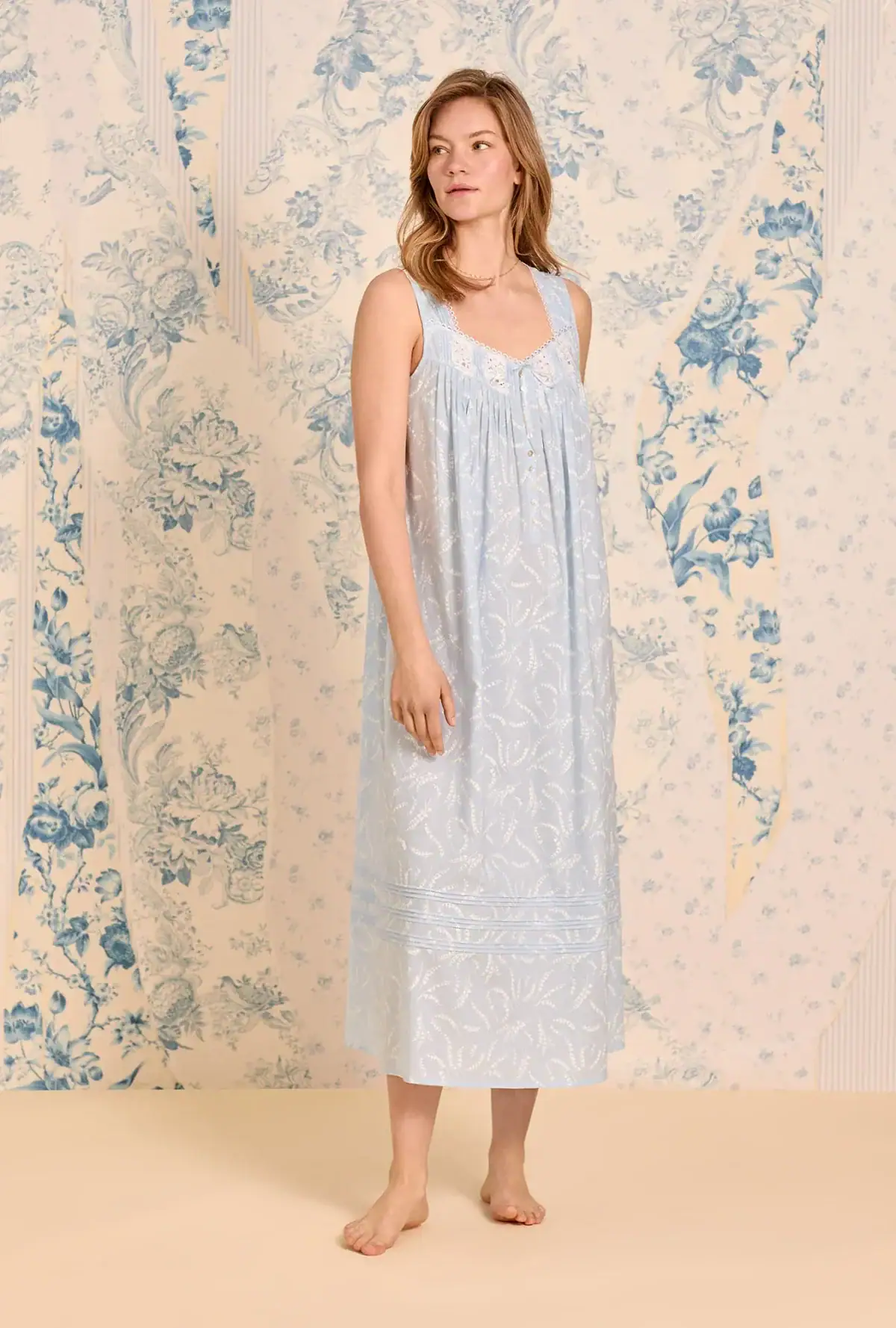 Winter Outfits Ladies Love: Holiday Style Ideas for Women, Men & Kids to Elevate Cold-Weather Fashion Trends 73 Daily Mom, Magazine for Families Winter Outfits Ladies Love: Holiday Style Ideas For Women, Men &Amp; Kids To Elevate Cold-Weather Fashion Trends 61 Daily Mom, Magazine For Families