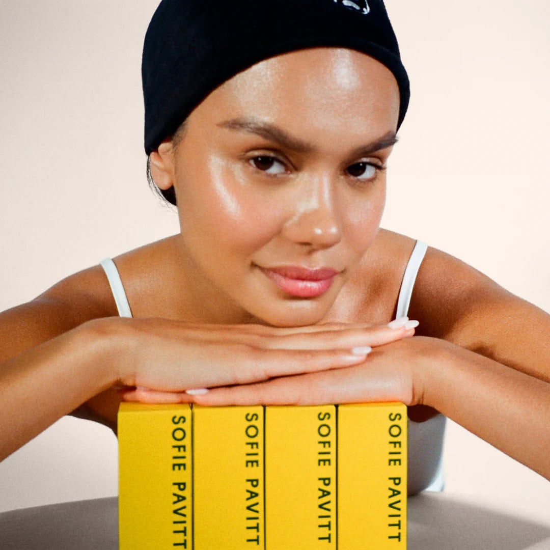 Glam Gifts For Her: The Best Holiday Beauty Gift Guide With Luxury Skincare, Makeup, Hair &Amp; Body Gifts For The Woman In Your Life 25 Daily Mom, Magazine For Families