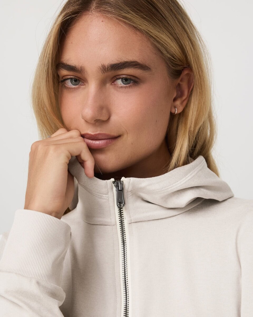 Winter Outfits Ladies Love: Holiday Style Ideas for Women, Men & Kids to Elevate Cold-Weather Fashion Trends 5 Daily Mom, Magazine for Families Winter Outfits Ladies Love: Holiday Style Ideas For Women, Men &Amp; Kids To Elevate Cold-Weather Fashion Trends 5 Daily Mom, Magazine For Families