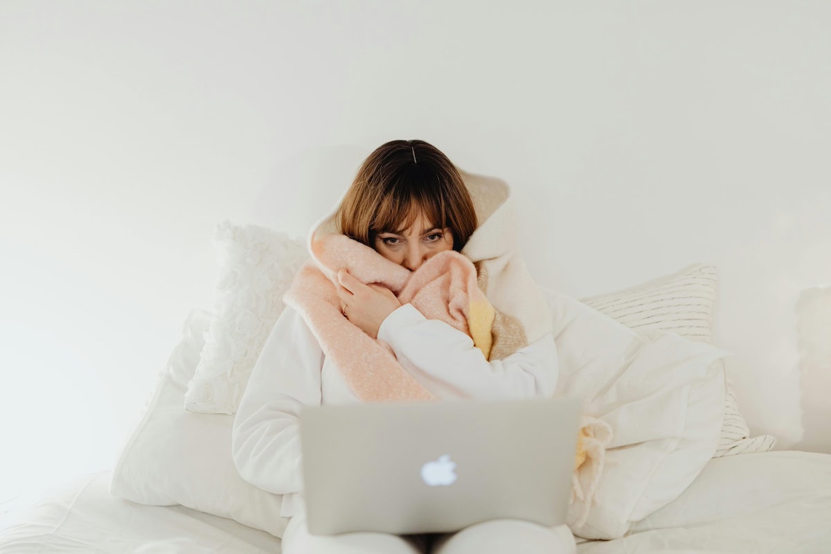 What To Do When Your Bored And Sick At Home: The Best Low-Energy Activities, Fun Things To Try, And Ways To Actually Feel Better 1 Daily Mom, Magazine For Families