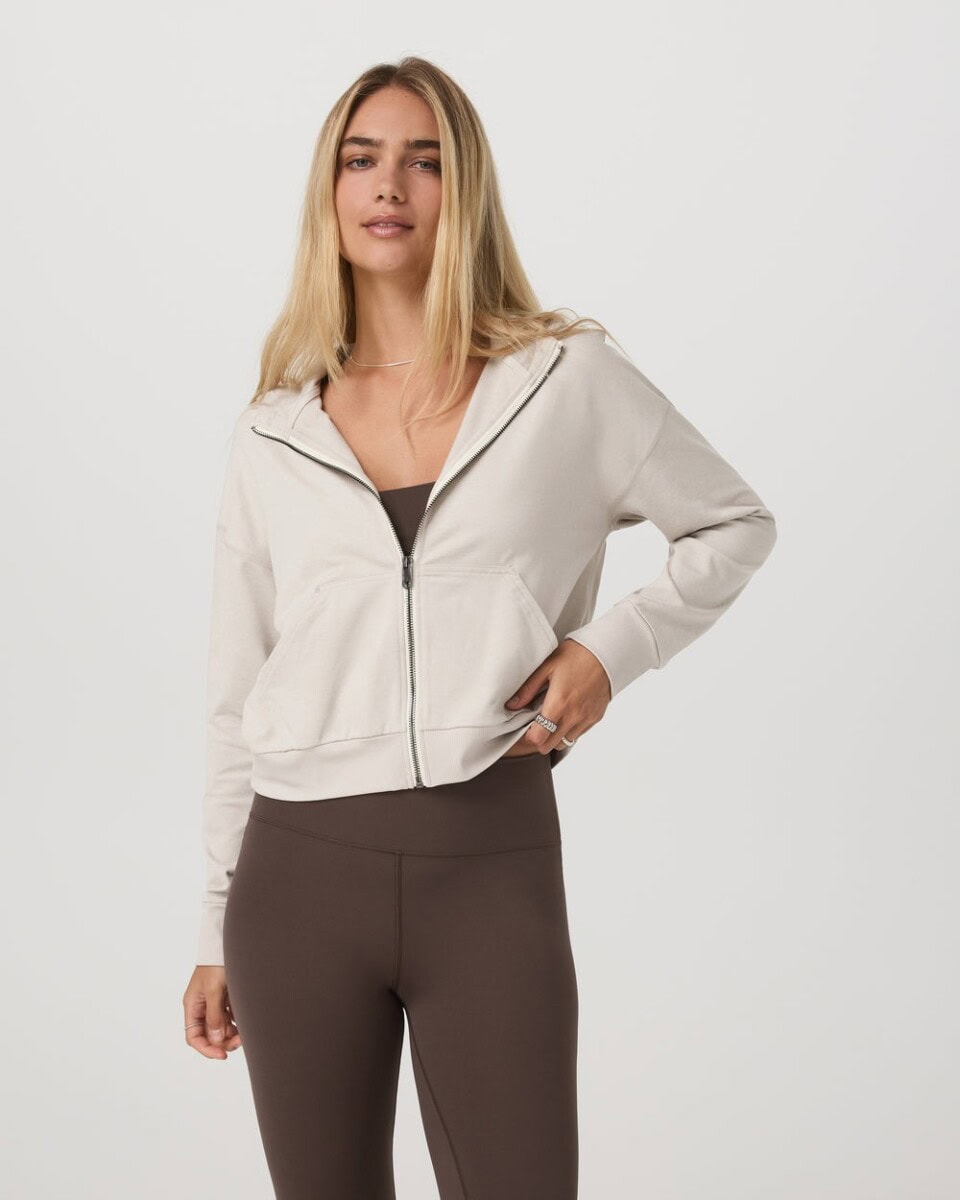 Winter Outfits Ladies Love: Holiday Style Ideas for Women, Men & Kids to Elevate Cold-Weather Fashion Trends 6 Daily Mom, Magazine for Families Winter Outfits Ladies Love: Holiday Style Ideas For Women, Men &Amp; Kids To Elevate Cold-Weather Fashion Trends 6 Daily Mom, Magazine For Families