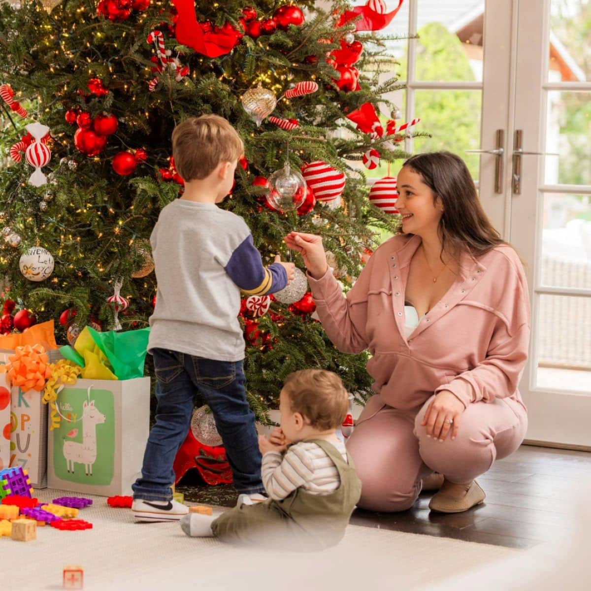 The Ultimate Holiday Gift List For New Parents: Best Baby Gifts For Girls &Amp; Boys {2025} 65 Daily Mom, Magazine For Families