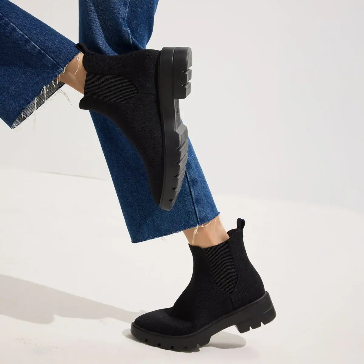 Winter Outfits Ladies Love: Holiday Style Ideas for Women, Men & Kids to Elevate Cold-Weather Fashion Trends 167 Daily Mom, Magazine for Families Winter Outfits Ladies Love: Holiday Style Ideas For Women, Men &Amp; Kids To Elevate Cold-Weather Fashion Trends 148 Daily Mom, Magazine For Families