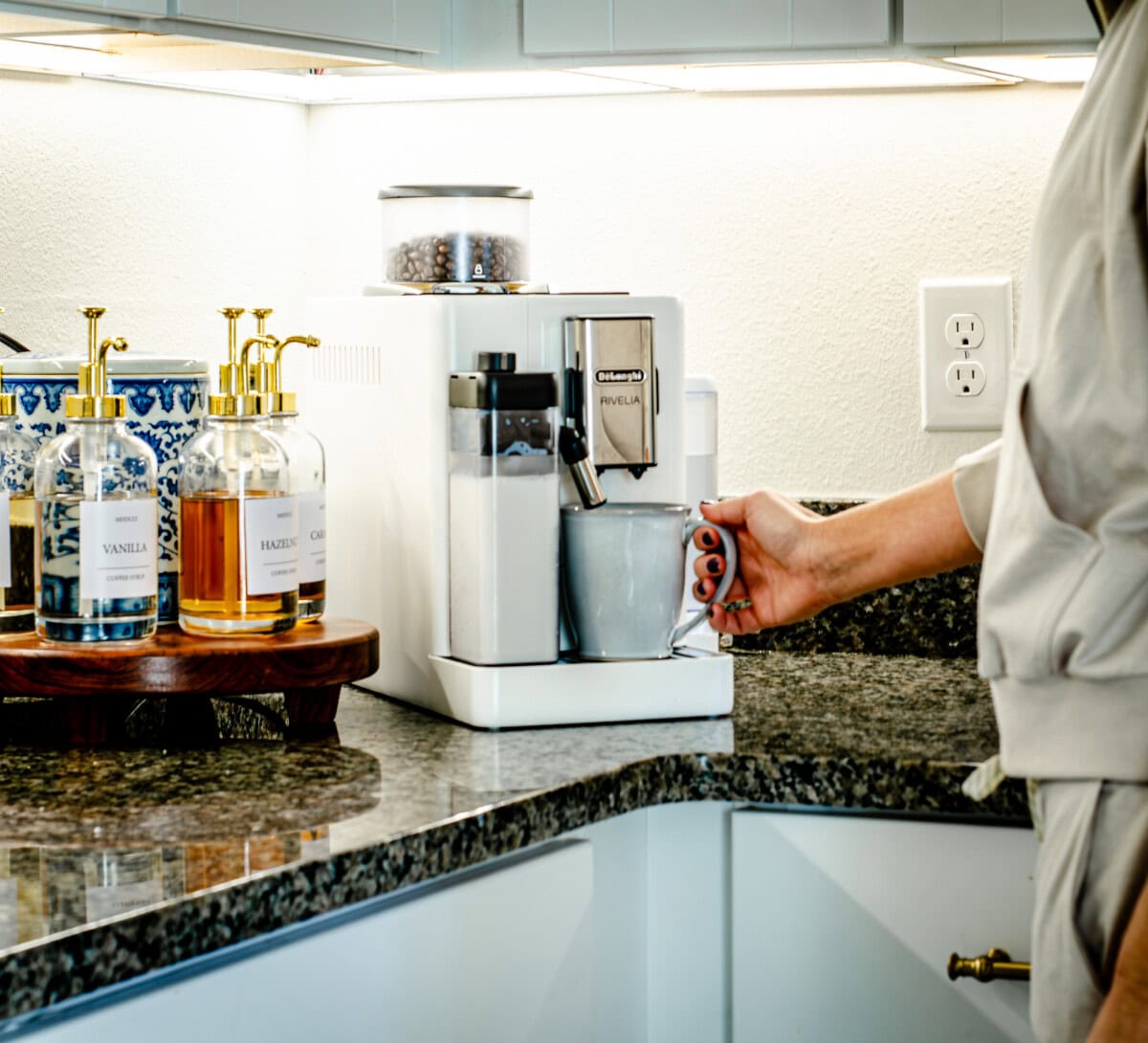 De'Longhi Rivelia: The Top Best Espresso Machine 2025 Review - Fully Automatic Espresso Machine for Beginners, Coffee Drinkers, & Anyone Making Espresso at Home 3 Daily Mom, Magazine for Families Daily Mom Parent Portal Best Espresso Machine