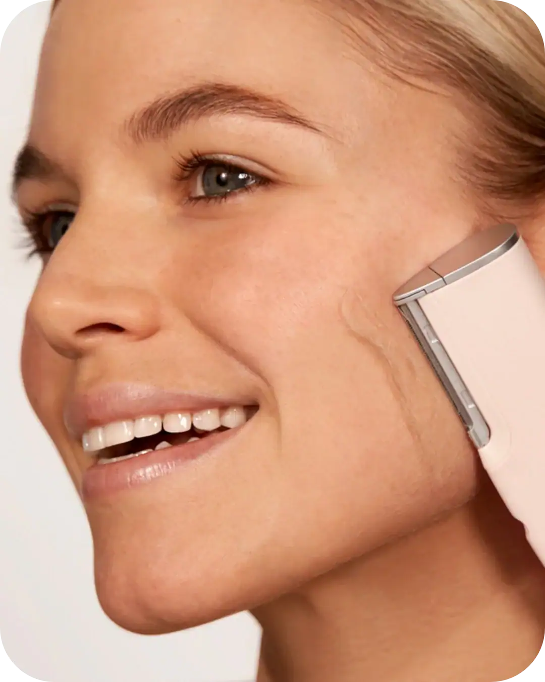Glam Gifts For Her: The Best Holiday Beauty Gift Guide With Luxury Skincare, Makeup, Hair &Amp; Body Gifts For The Woman In Your Life 2 Daily Mom, Magazine For Families