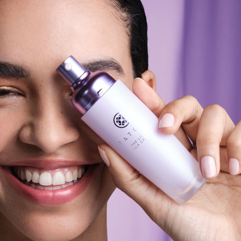 Glam Gifts For Her: The Best Holiday Beauty Gift Guide With Luxury Skincare, Makeup, Hair &Amp; Body Gifts For The Woman In Your Life 13 Daily Mom, Magazine For Families