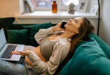 Stop the Distraction: Get Wellness Back with No Phone Zones Instead of Mobile Phone Chaos