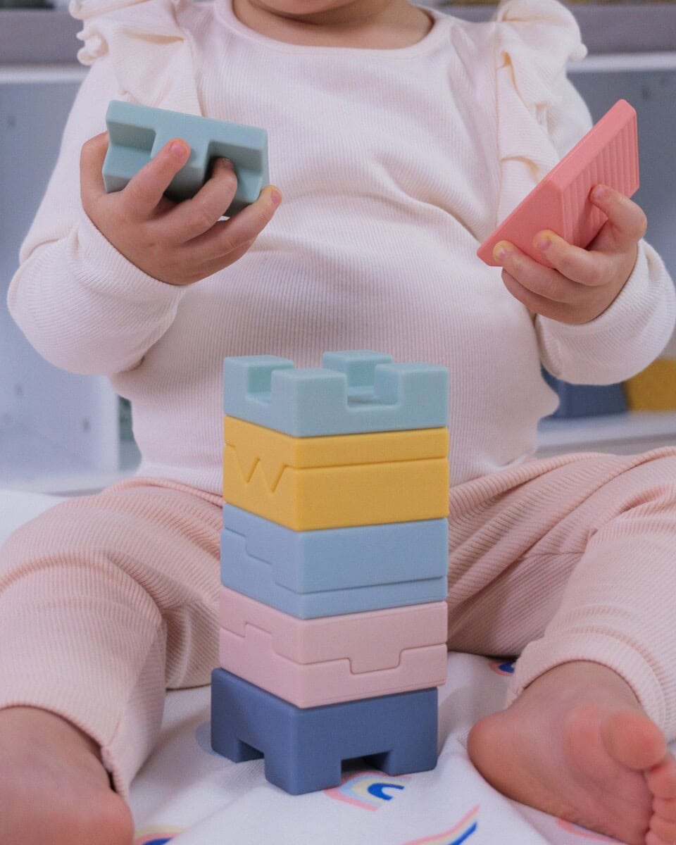 The Ultimate Holiday Gift List For New Parents: Best Baby Gifts For Girls &Amp; Boys {2025} 250 Daily Mom, Magazine For Families