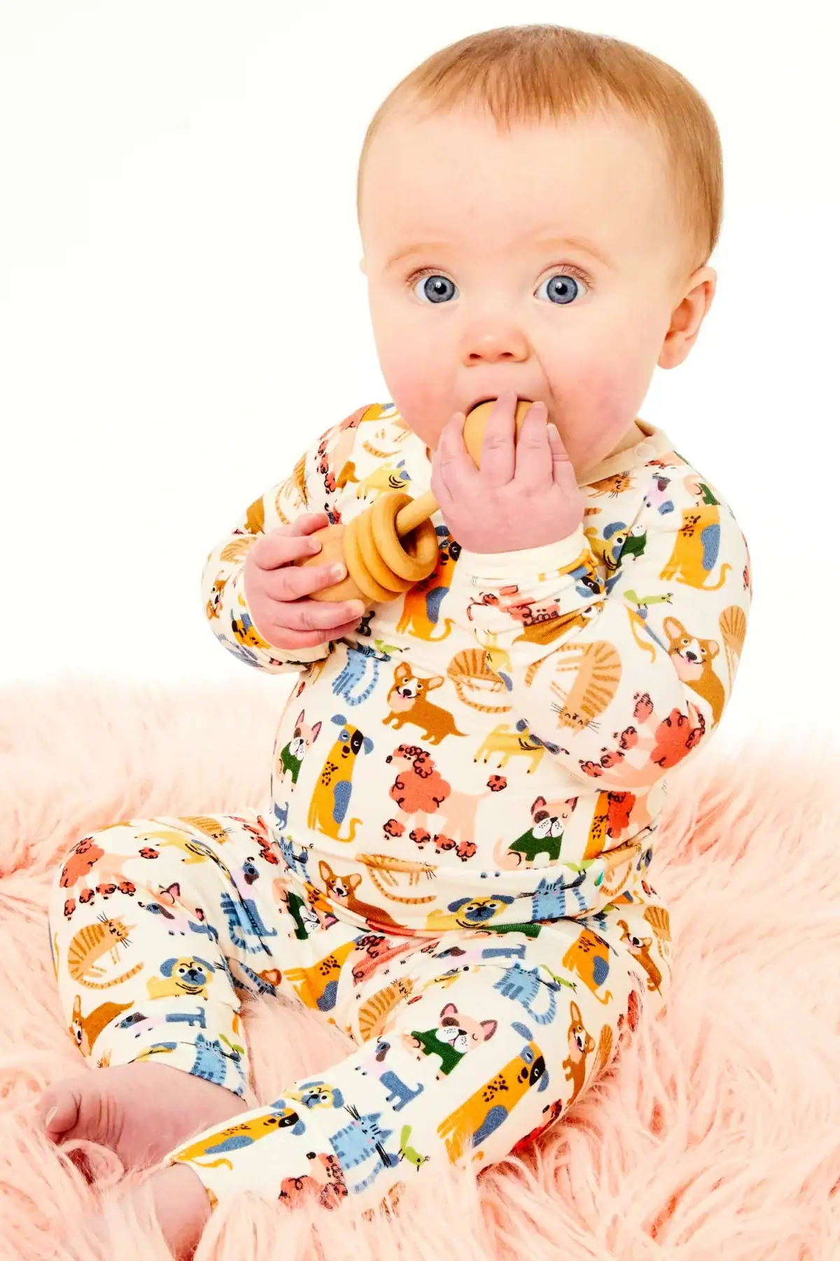 Winter Outfits Ladies Love: Holiday Style Ideas for Women, Men & Kids to Elevate Cold-Weather Fashion Trends 151 Daily Mom, Magazine for Families Winter Outfits Ladies Love: Holiday Style Ideas For Women, Men &Amp; Kids To Elevate Cold-Weather Fashion Trends 132 Daily Mom, Magazine For Families