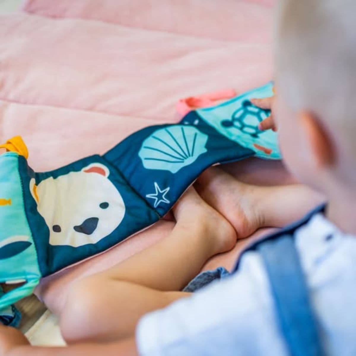 The Ultimate Holiday Gift List For New Parents: Best Baby Gifts For Girls &Amp; Boys {2025} 99 Daily Mom, Magazine For Families