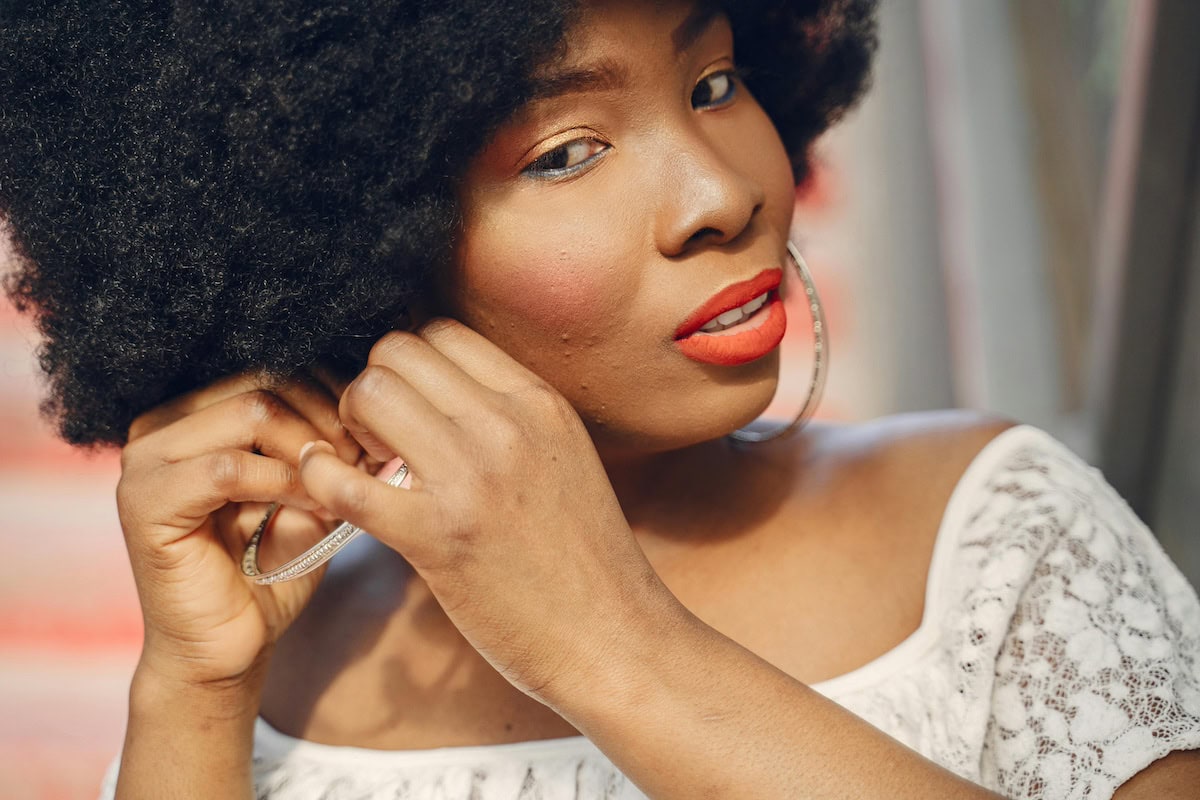1980S Makeup Look Is Back: The Iconic 80S Makeup Trends, Bold Color Looks, And New Wave Tutorials Making A Comeback 16 Daily Mom, Magazine For Families