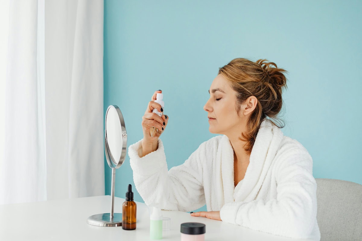 Makeup For Mermaids: A Dark Siren Makeup Tutorial With Waterproof Products, Sultry Shimmer, And Sea Witch Tips And Tricks To Mesmerize 14 Daily Mom, Magazine For Families