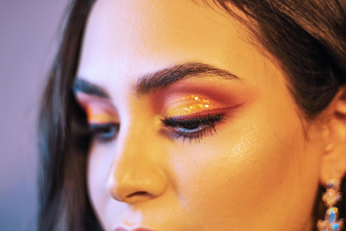1980S Makeup Look Is Back: The Iconic 80S Makeup Trends, Bold Color Looks, And New Wave Tutorials Making A Comeback 8 Daily Mom, Magazine For Families