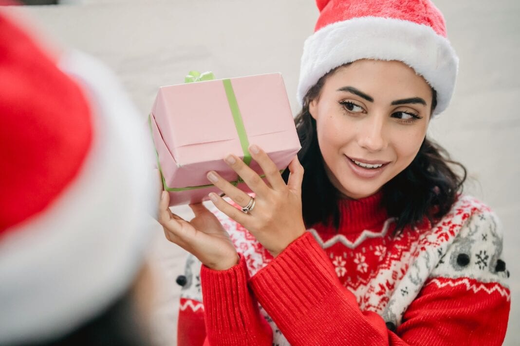 presents for neighbors