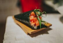Seaweed As A Snack: The Ultimate Healthy Snack with Shocking Health Benefits of Eating Seaweed