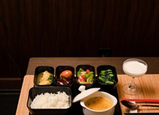 25+ Ultimate Bento Box Meal Ideas: Easy Recipes, & Bento Box Lunch Ideas for Kids & Adults