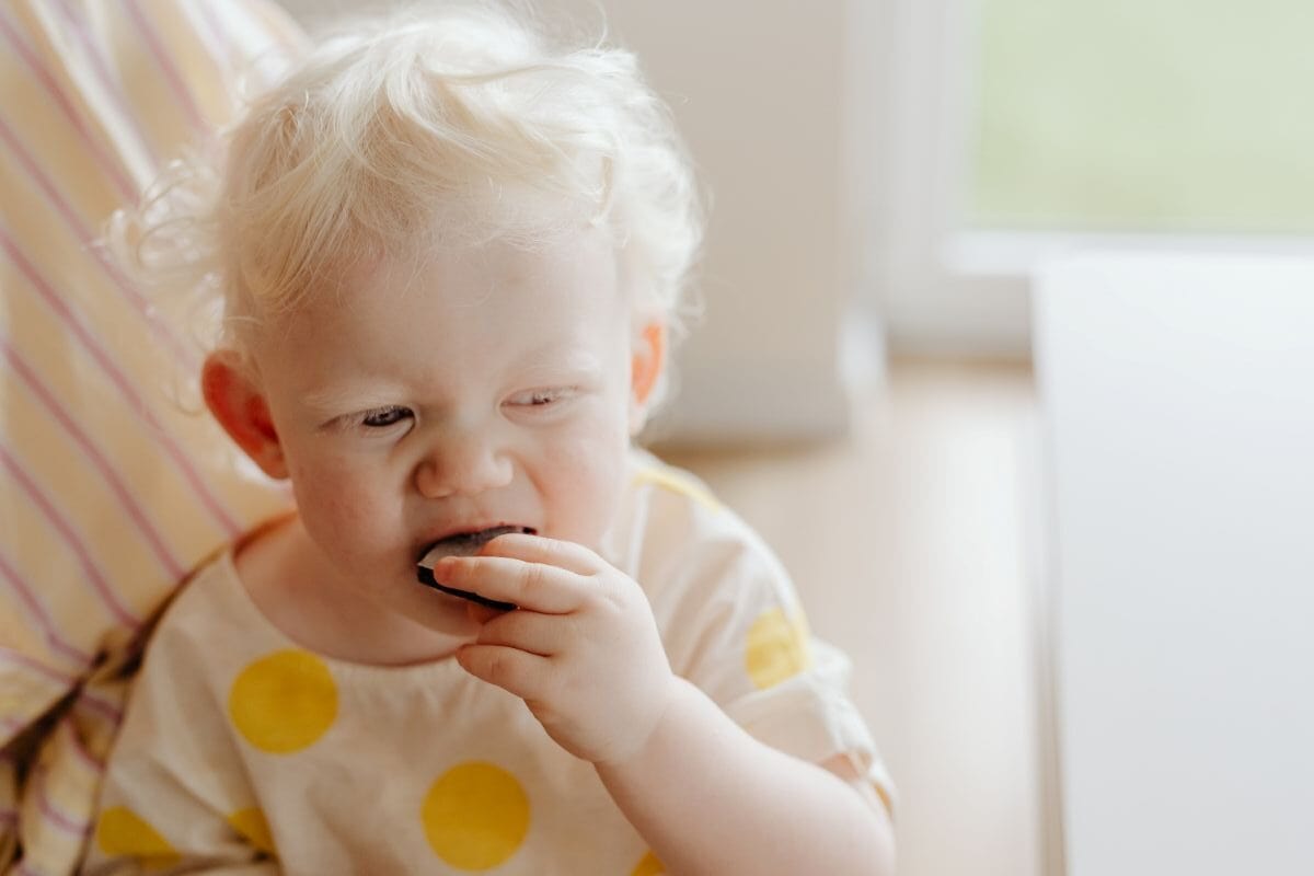 The Best Infant Puffs For Your Baby: Healthy, Organic Baby Snack Options &Amp; Baby Puffs Parents Can Feel Good About 1 Daily Mom, Magazine For Families