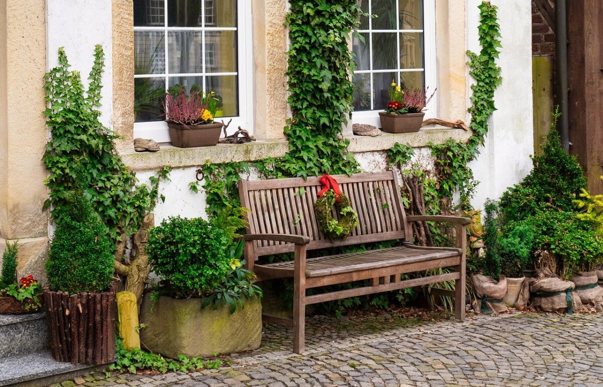 Small Front Lawn Landscape Ideas To Boost Curb Appeal And Transform Your Small Front Yard Garden 1 Daily Mom, Magazine For Families