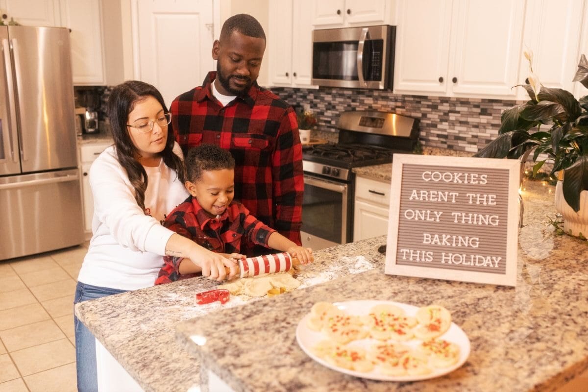 Festive Pregnancy Announcement for Christmas: Heartwarming Christmas Pregnancy Announcement Ideas to Announce a Christmas Baby 6 Daily Mom, Magazine for Families Festive Pregnancy Announcement For Christmas: Heartwarming Christmas Pregnancy Announcement Ideas To Announce A Christmas Baby 6 Daily Mom, Magazine For Families