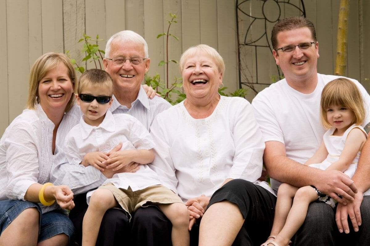 Best Poses For Family Picture: Natural, Fun Family Photo Poses And Prompt Ideas That Feel Real (Not Staged) For Family Portraits 4 Daily Mom, Magazine For Families