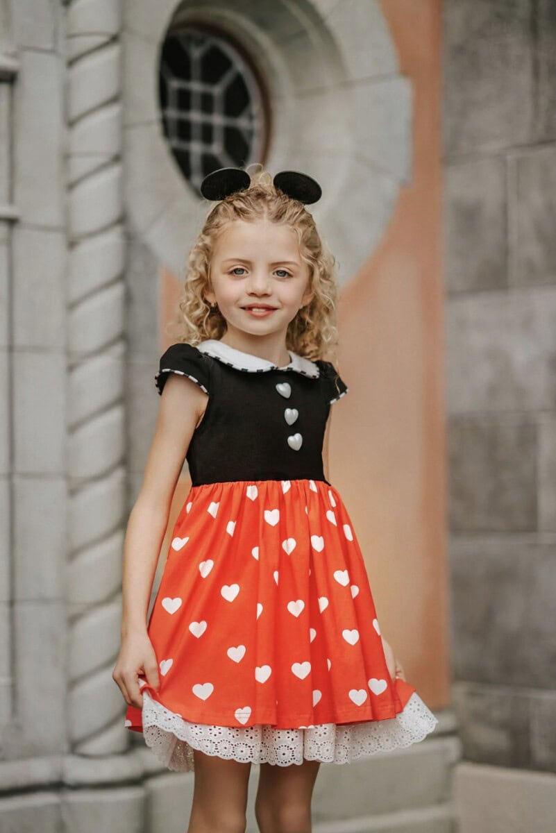 Best {2026} Spring & Summer Travel Outfit (& Accessory) Ideas: Chic, Comfy Trip Outfits to Wear on Your Travel Day with Easy Fashion for Your Carry-On 94 Daily Mom, Magazine for Families Best {2026} Spring &Amp; Summer Travel Outfit (&Amp; Accessory) Ideas: Chic, Comfy Trip Outfits To Wear On Your Travel Day With Easy Fashion For Your Carry-On 94 Daily Mom, Magazine For Families