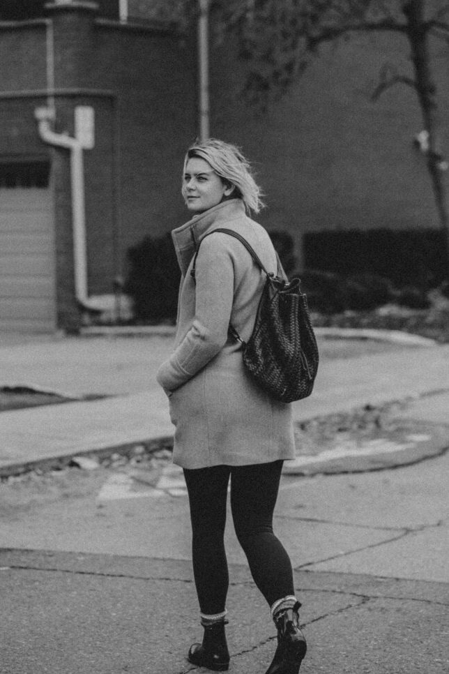 Poetcore: How To Wear The Poet Aesthetic Trend In Style, Taking Fashion Inspiration From Pinterest Chic Geeks Taylor Swift &Amp; Blair Waldorf 2 Daily Mom, Magazine For Families