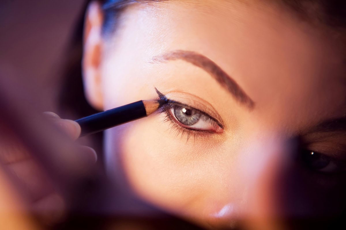 Gothic Makeup Looks: How to Get the Perfect Dark, Romantic Goth Makeup Look 15 Daily Mom, Magazine for Families Gothic Makeup Looks: How To Get The Perfect Dark, Romantic Goth Makeup Look 15 Daily Mom, Magazine For Families