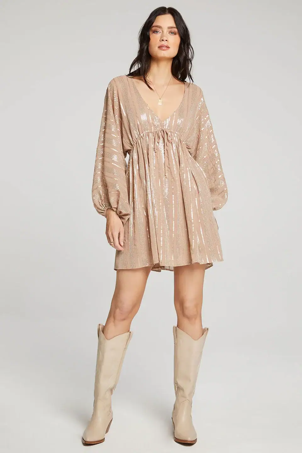 Best {2026} Spring & Summer Travel Outfit (& Accessory) Ideas: Chic, Comfy Trip Outfits to Wear on Your Travel Day with Easy Fashion for Your Carry-On 32 Daily Mom, Magazine for Families Best {2026} Spring &Amp; Summer Travel Outfit (&Amp; Accessory) Ideas: Chic, Comfy Trip Outfits To Wear On Your Travel Day With Easy Fashion For Your Carry-On 32 Daily Mom, Magazine For Families