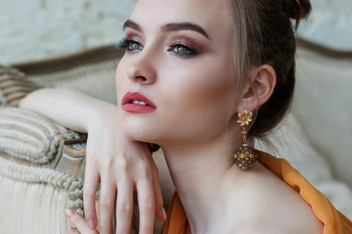 2025 Rococo Makeup Trend: What You Need To Know