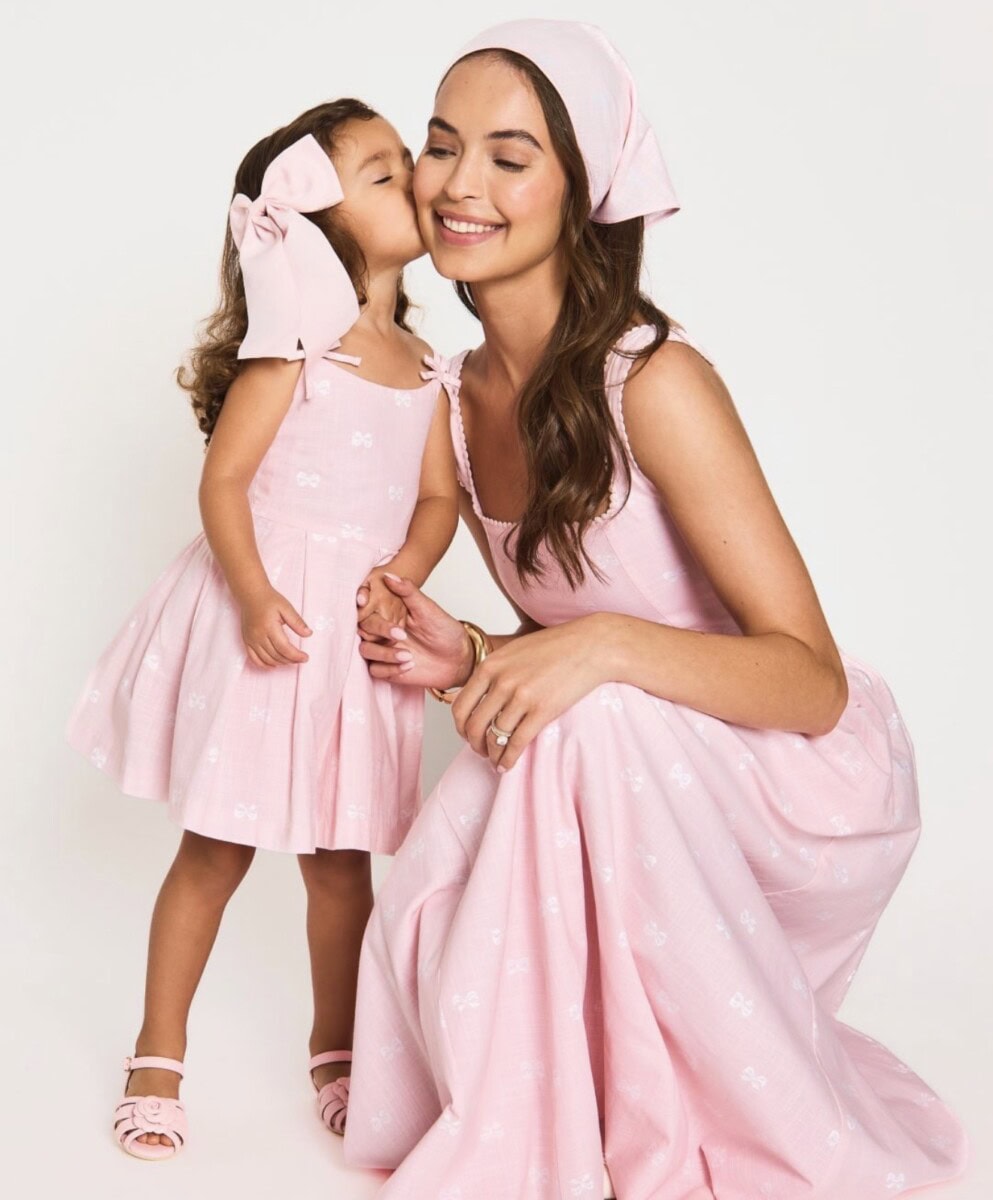 Mother's Day Outfit Ideas: Stylish Outfits For Mom To Wear
