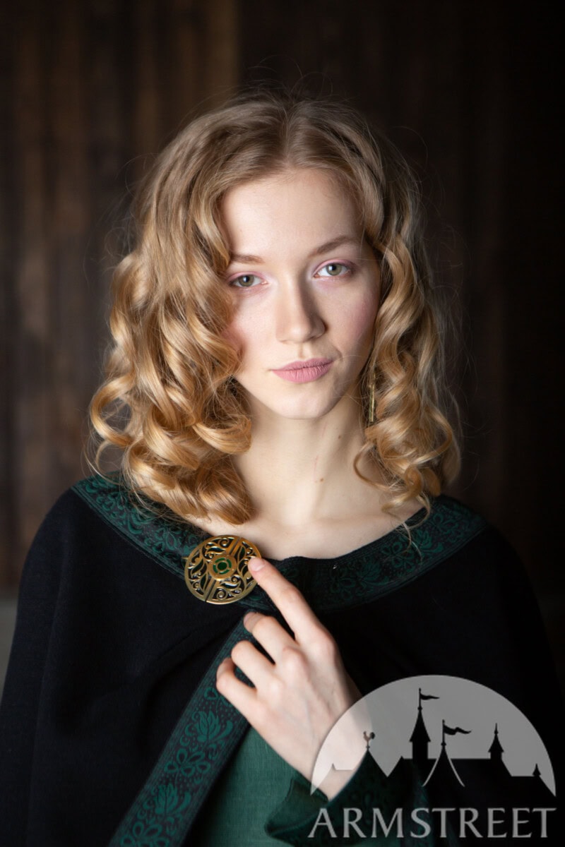 Women'S Clothing Of The Middle Ages: A Complete Guide To Medieval Fashion, Historical Garments &Amp; Modern Style 28 Daily Mom, Magazine For Families