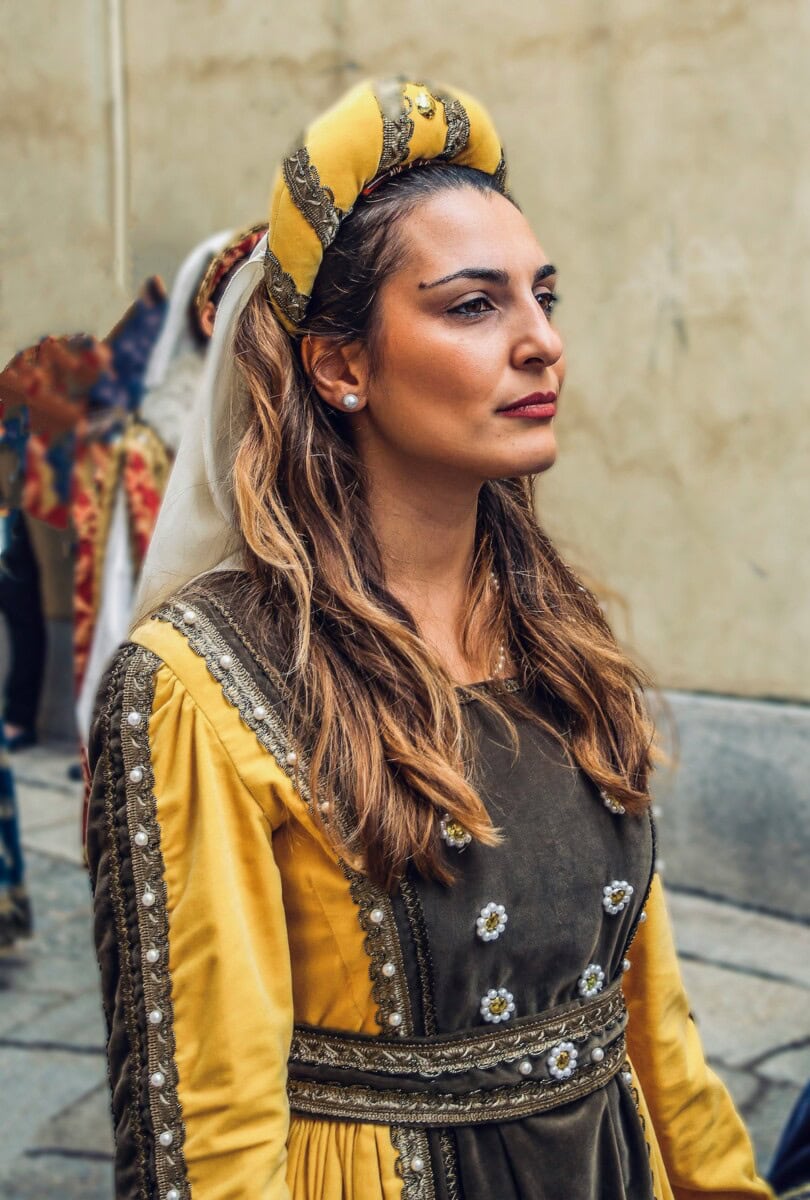 Medieval Clothing vs. 2026: How Do Medieval Outfits from the Middle Ages Compare to Modern Fashion Choices? 7 Daily Mom, Magazine for Families Daily Mom Parent Portal Medieval Outfits