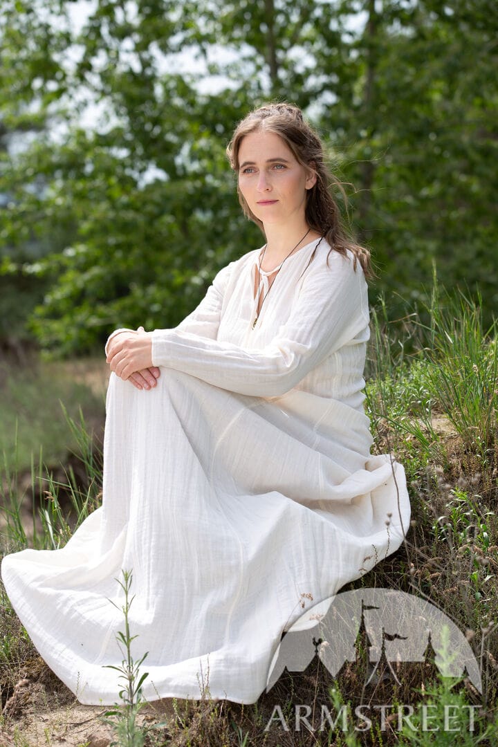 Women'S Clothing Of The Middle Ages: A Complete Guide To Medieval Fashion, Historical Garments &Amp; Modern Style 2 Daily Mom, Magazine For Families