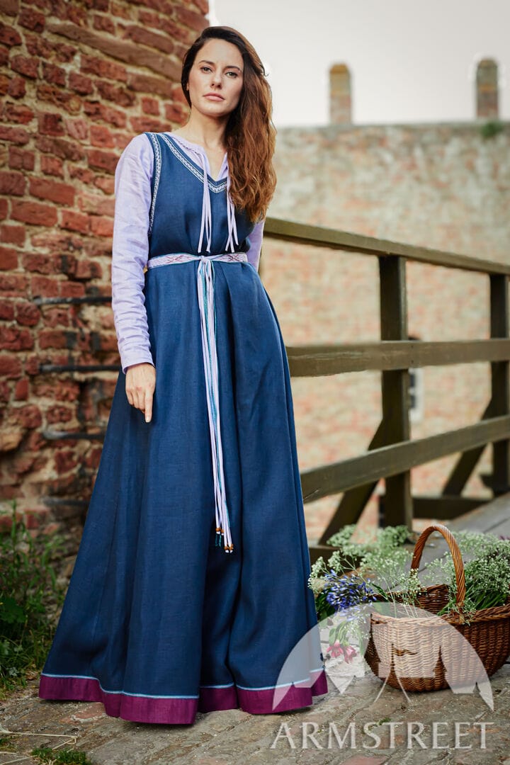 Women'S Clothing Of The Middle Ages: A Complete Guide To Medieval Fashion, Historical Garments &Amp; Modern Style 13 Daily Mom, Magazine For Families