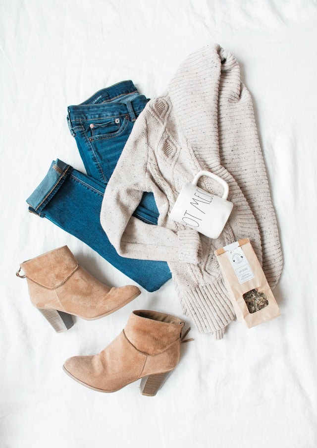 Casual Outfit Ideas For Busy Mornings: Our Favorite Chic School Drop-Off Looks That Don'T Sacrifice Style 1 Daily Mom, Magazine For Families