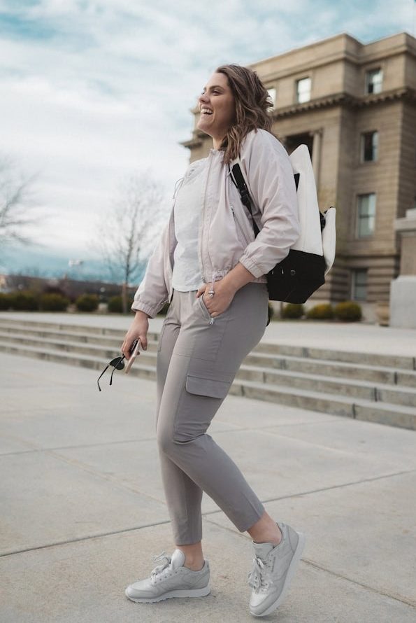 Casual Outfit Ideas For Busy Mornings: Our Favorite Chic School Drop-Off Looks That Don'T Sacrifice Style 12 Daily Mom, Magazine For Families