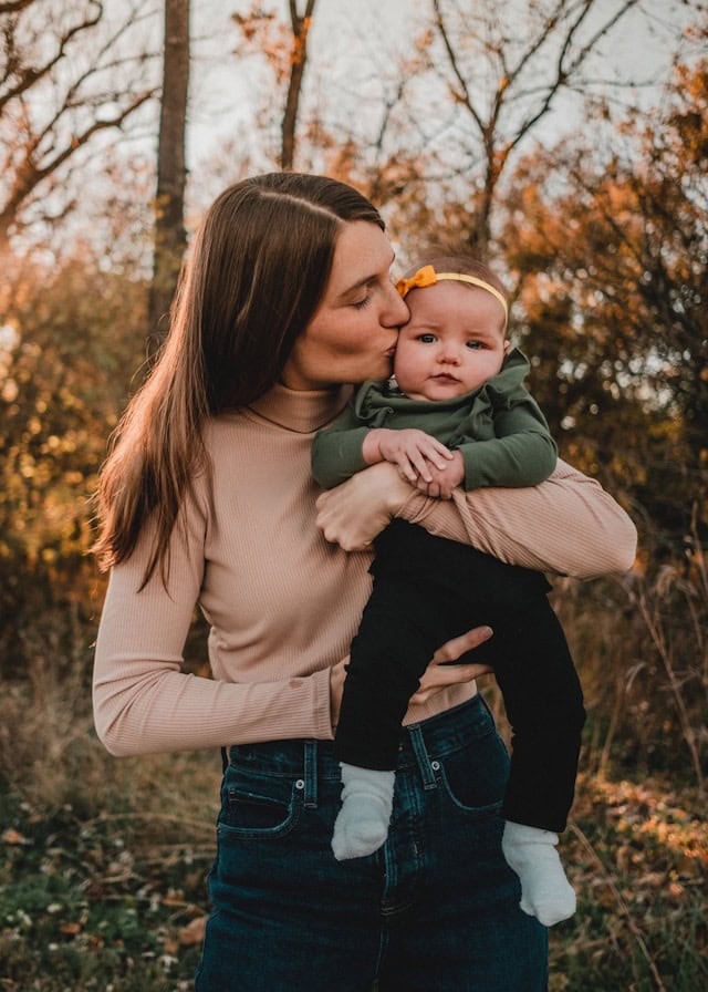 Casual Outfit Ideas For Busy Mornings: Our Favorite Chic School Drop-Off Looks That Don'T Sacrifice Style 20 Daily Mom, Magazine For Families