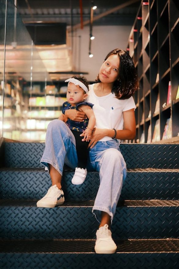 Casual Outfit Ideas For Busy Mornings: Our Favorite Chic School Drop-Off Looks That Don'T Sacrifice Style 8 Daily Mom, Magazine For Families