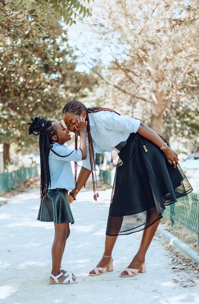 Casual Outfit Ideas For Busy Mornings: Our Favorite Chic School Drop-Off Looks That Don'T Sacrifice Style 15 Daily Mom, Magazine For Families