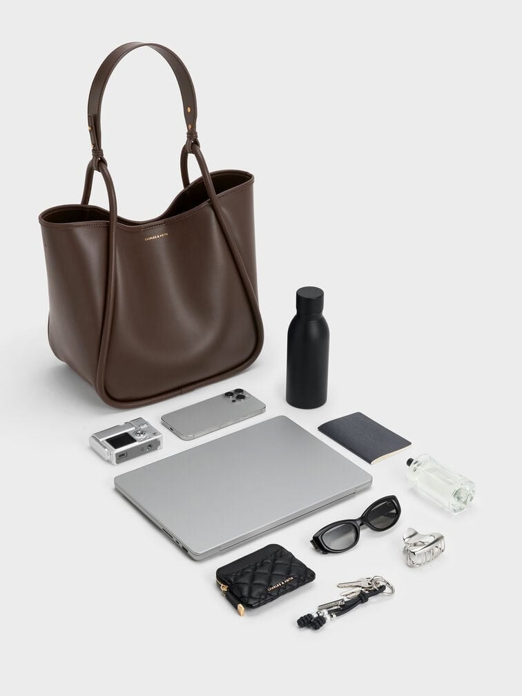 Fall Mom Uniform Ideas: Stylish Outfits &Amp; Clothes For Busy Moms Who Need A Go-To Look This Season 56 Daily Mom, Magazine For Families