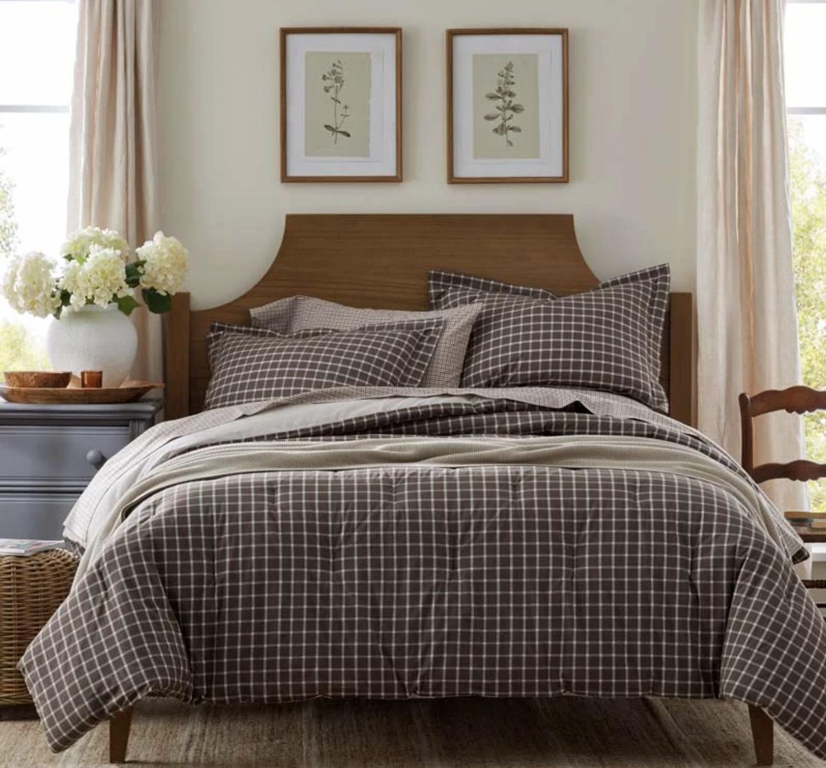Fall Decorations For Home: Easy Fall Decorating Ideas, Cozy Fall Decor Ideas &Amp; Products, &Amp; Ways To Decorate Your Home For Autumn 92 Daily Mom, Magazine For Families