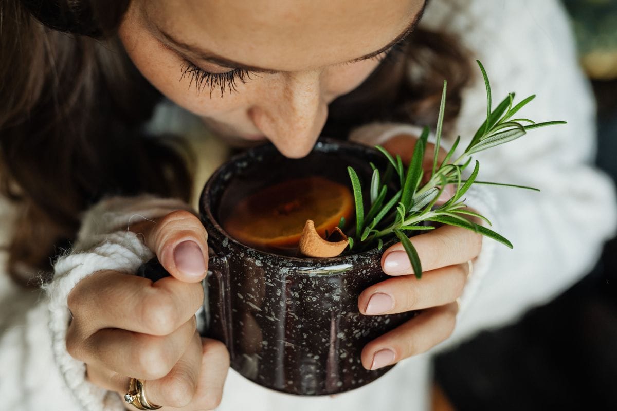 Fall Beverage Gift Guide: 35 Cozy Drink Ideas, Cocktail Recipes & Coffee Favorites for Autumn 50 Daily Mom, Magazine for Families Fall Beverage Gift Guide: 35 Cozy Drink Ideas, Cocktail Recipes &Amp; Coffee Favorites For Autumn 50 Daily Mom, Magazine For Families
